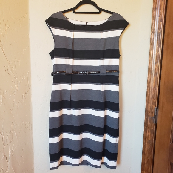 Calvin Klein Dresses & Skirts - Calvin Klein Knit Dress Size 12